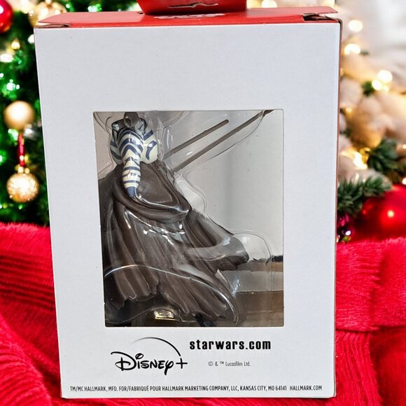 Star Wars: Ahsoka Tano Hallmark Ornament - Picture 3 of 7